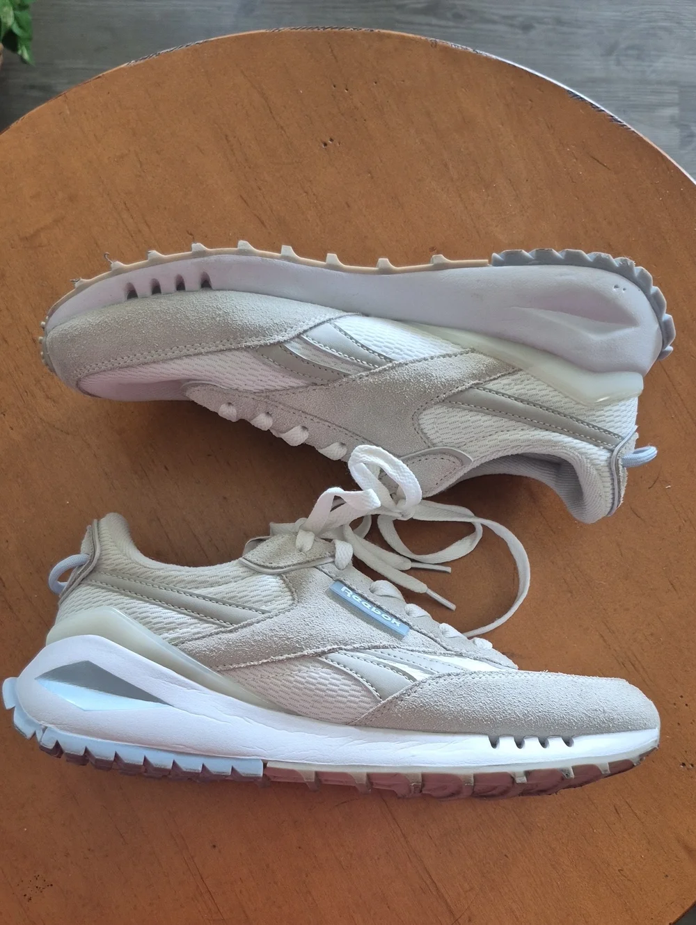 Reebok White and Light Blue Low-Top Sneakers